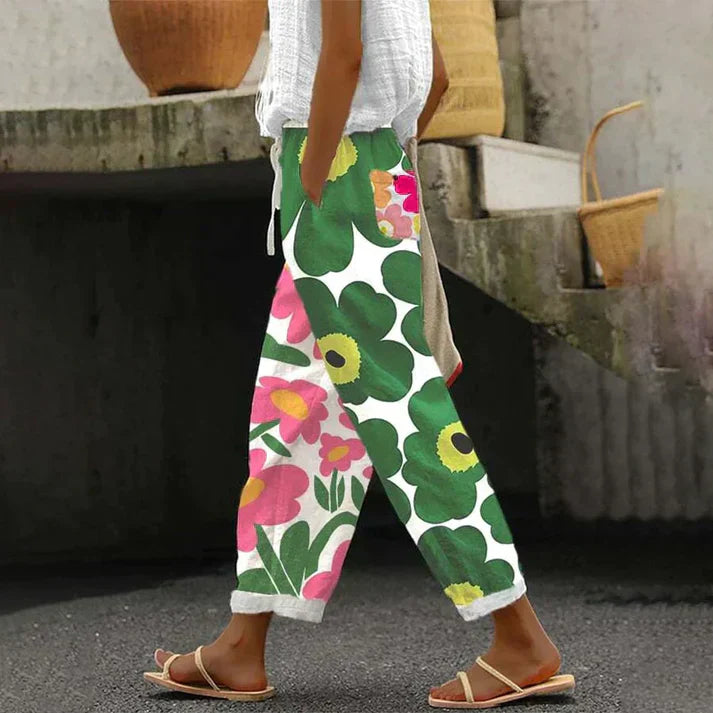 Pamela - pantaloni verdi con fresca stampa floreale