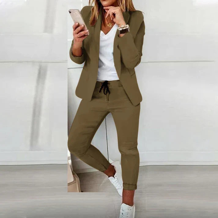 Senas - costume da donna alla moda