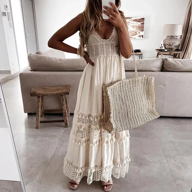 Emilia - abito femminile in pizzo con scollo a V