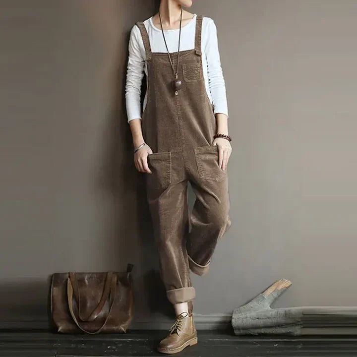 Salopette in denim casual per uno stile chic e confortevole