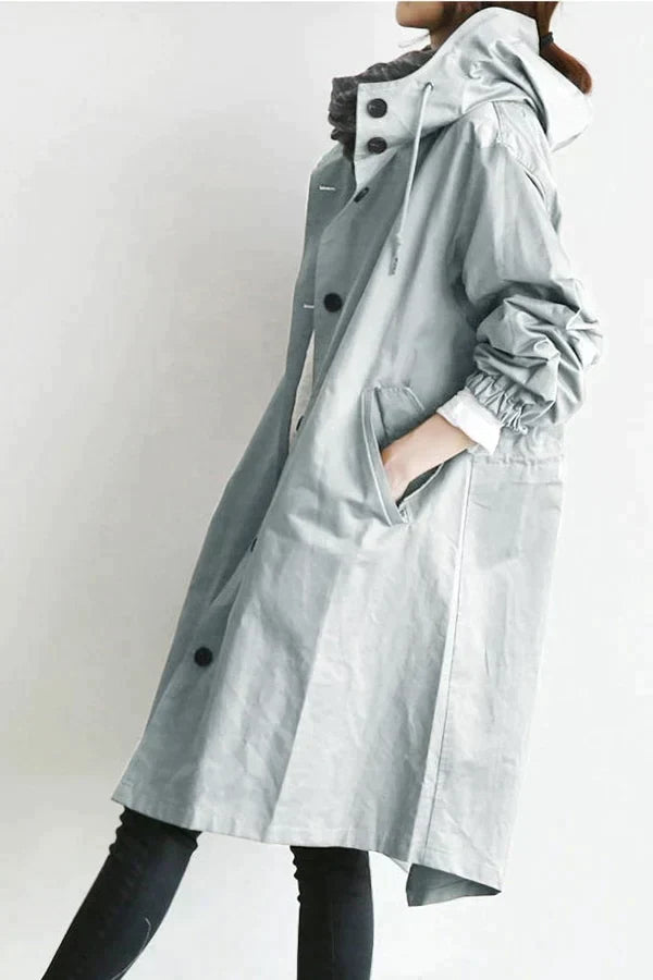 Impermeabile oversize con scudo urbano e trend setter