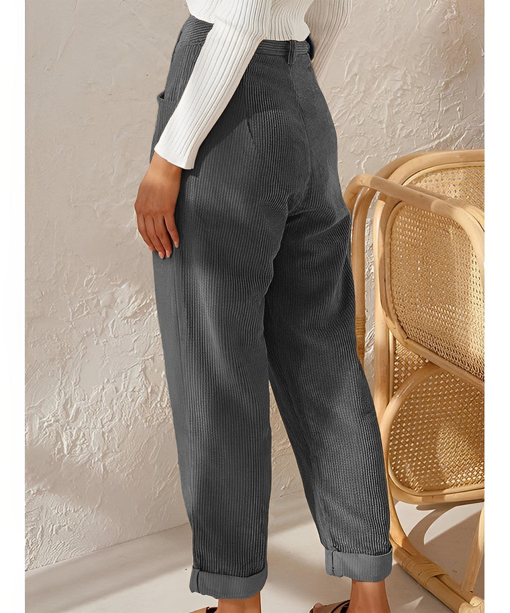 Ingrid - Pantaloni in velluto a coste alla moda