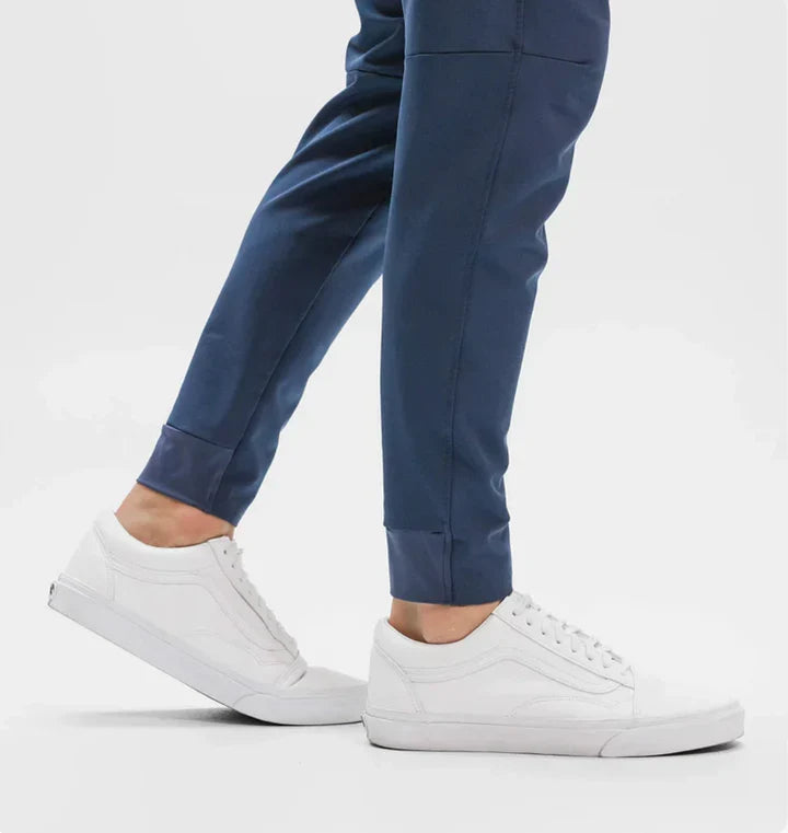 Pantaloni da abito da uomo moderni e flessibili: libertà di movimento e stile