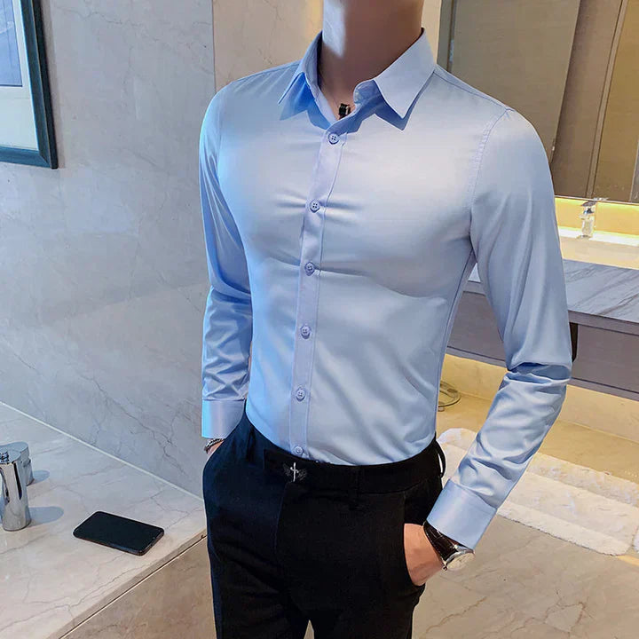 Elegantes herren- camicia business con vestibilità slim e collo Kent
