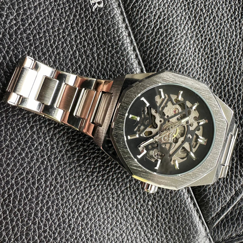 Decarba-orologio