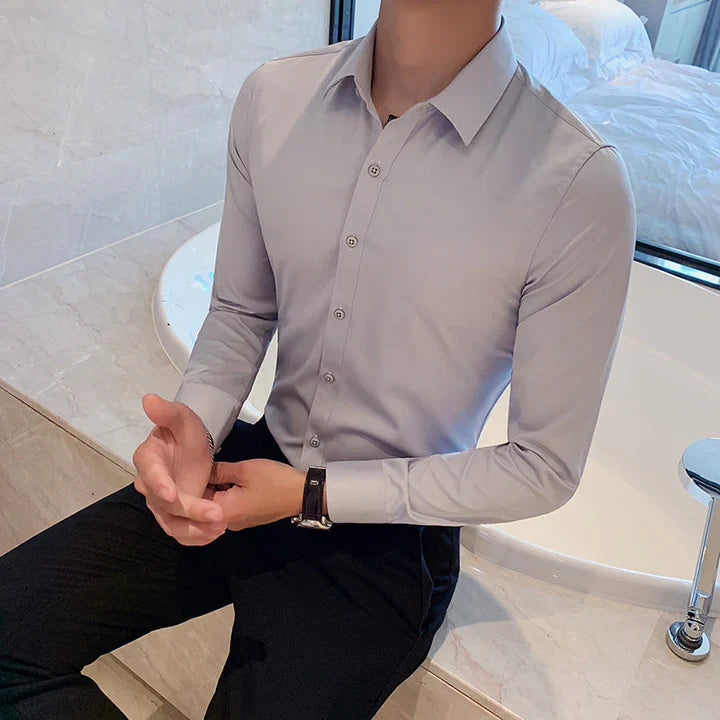 Elegantes herren- camicia business con vestibilità slim e collo Kent