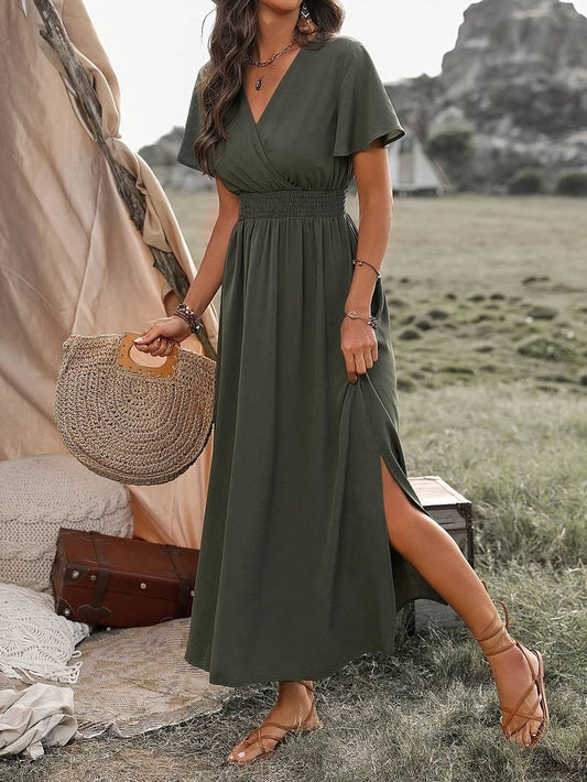 Lucy – elegante abito a maniche corte con colletto in velluto a coste