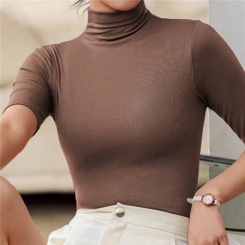 Classico maglione dolcevita senza cuciture- Esther