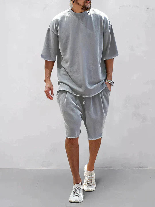 Set urbano oversize: taglio trendy e comfort elevato