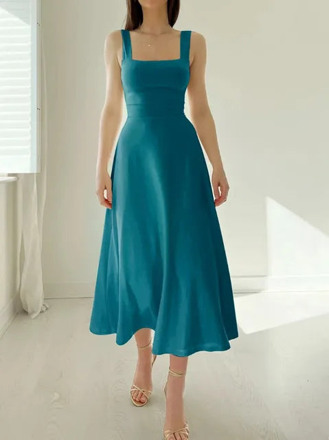 Abito a trapezio: scollatura elegante e aderente
