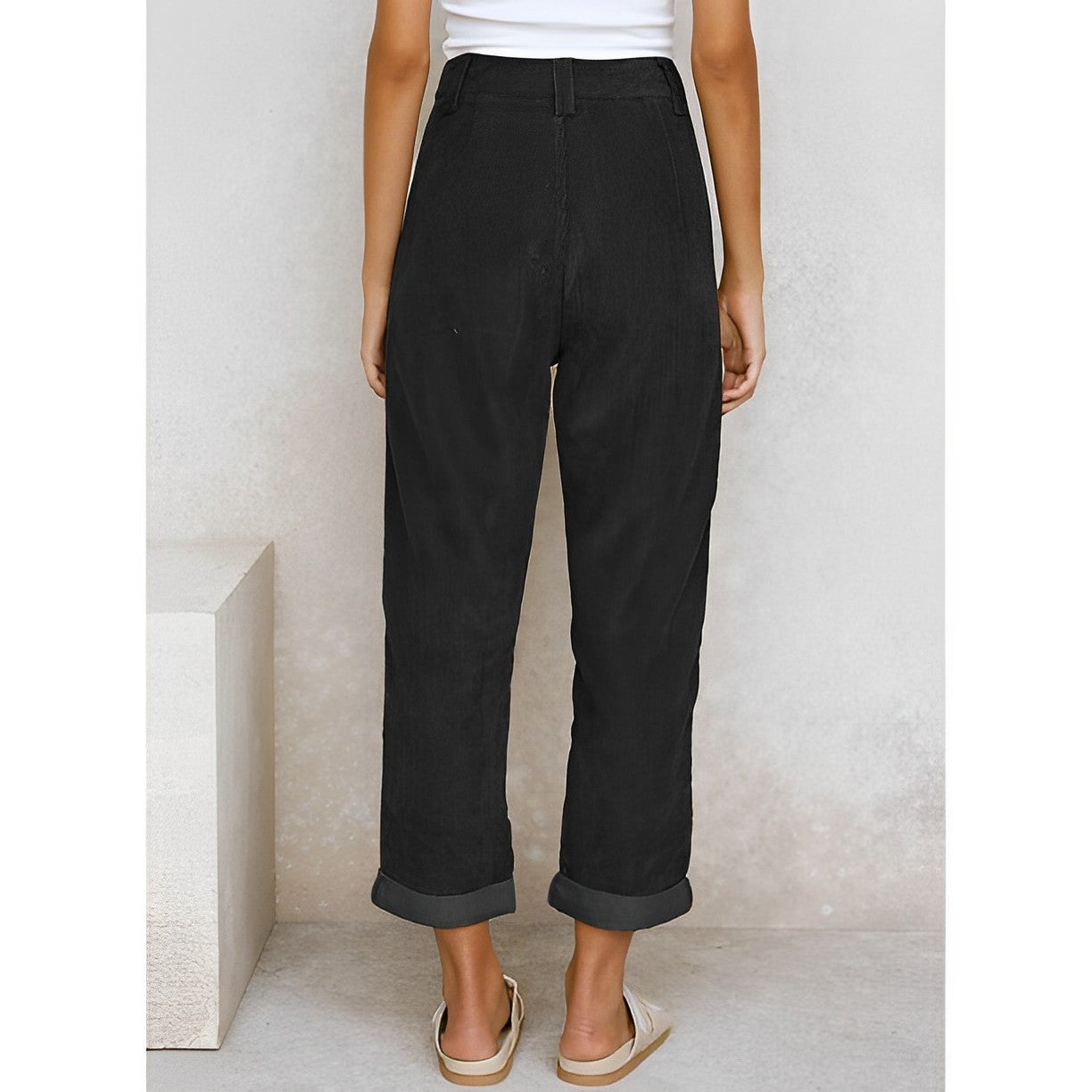 Ingrid - Pantaloni in velluto a coste alla moda