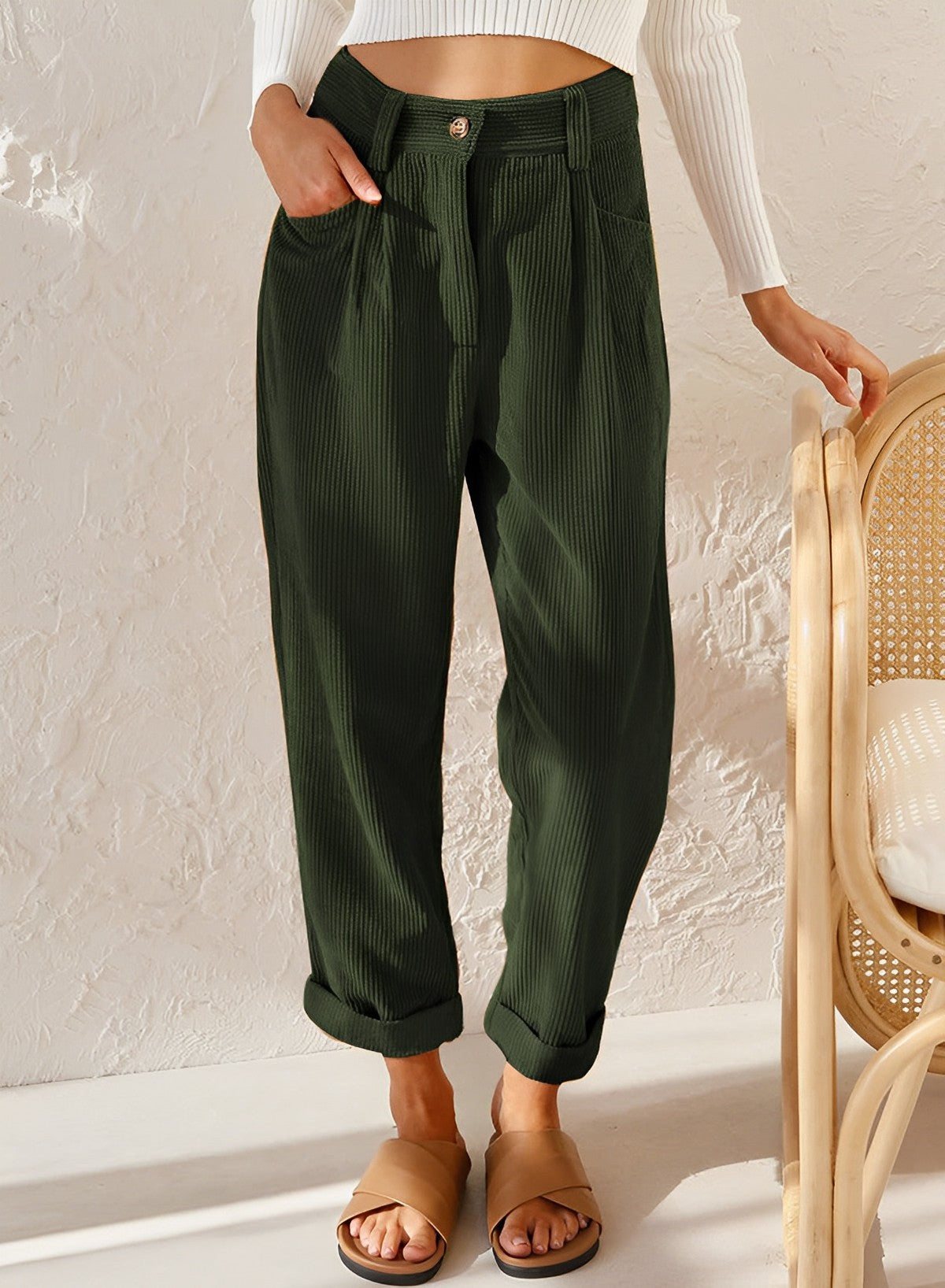 Ingrid - Pantaloni in velluto a coste alla moda