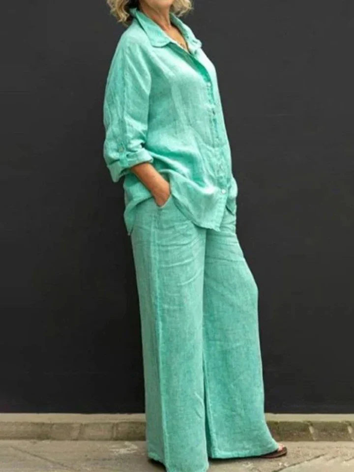 Completo casual in lino con abbottonatura