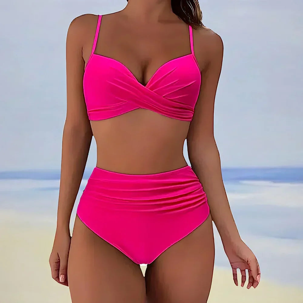 Bikini a taglio alto