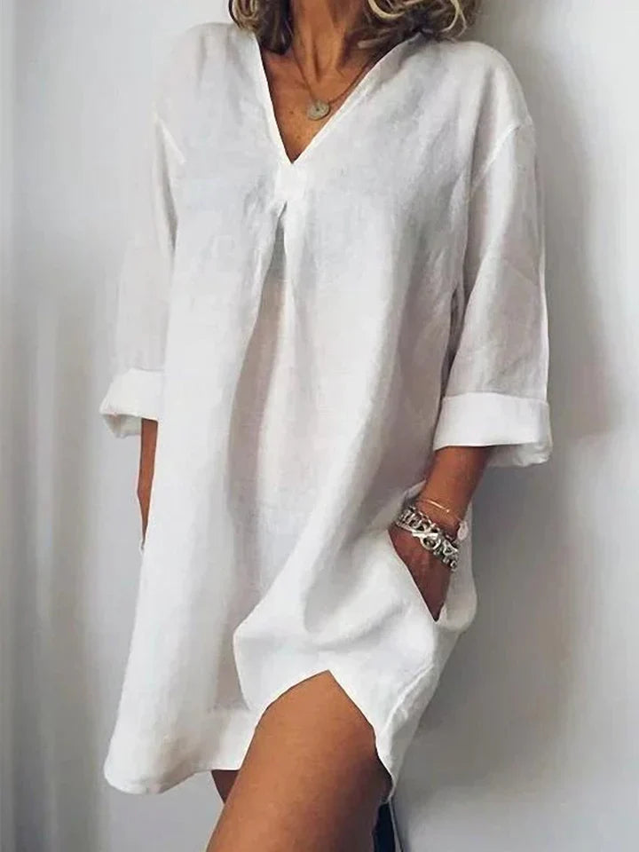 Abito casual in lino: scollo a v e mezze maniche