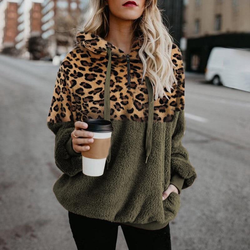 Teddy pullover - felpa con cappuccio estremamente calda e accogliente con elegante motivo leopardato per la primavera
